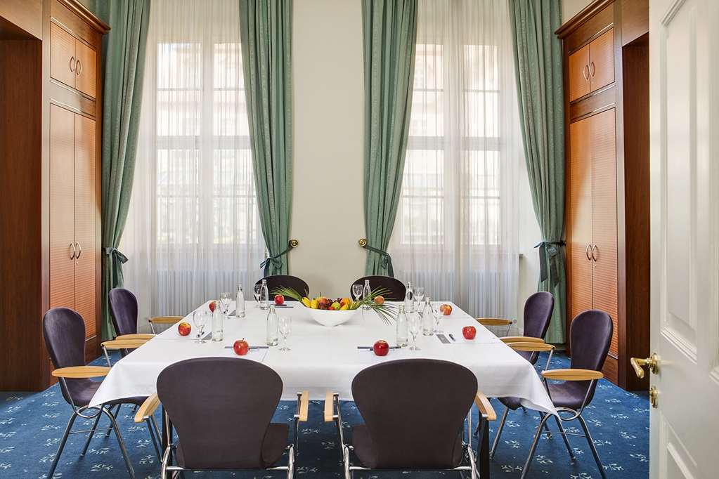 Welcome Residenzschloss Hotel